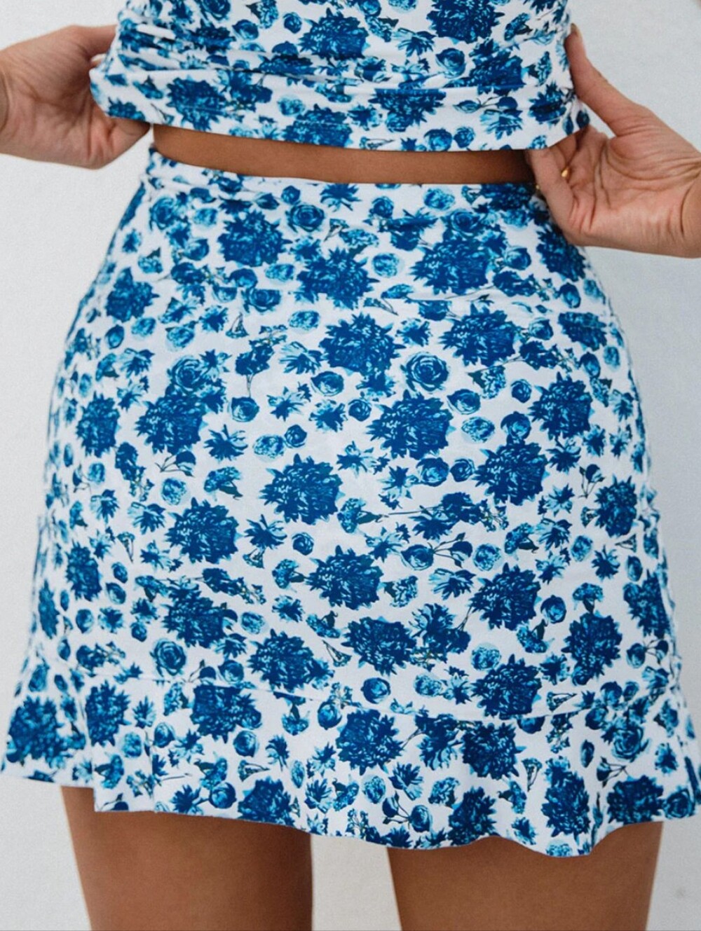 Albion Santorini High-Waisted Swim Skirt Size XL Built-in bottoms 45 UPF - Picture 2 of 11